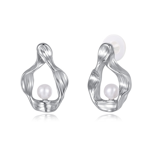 [JY20E0003] Silver wave earrings with abstract shape and floating pearl detail