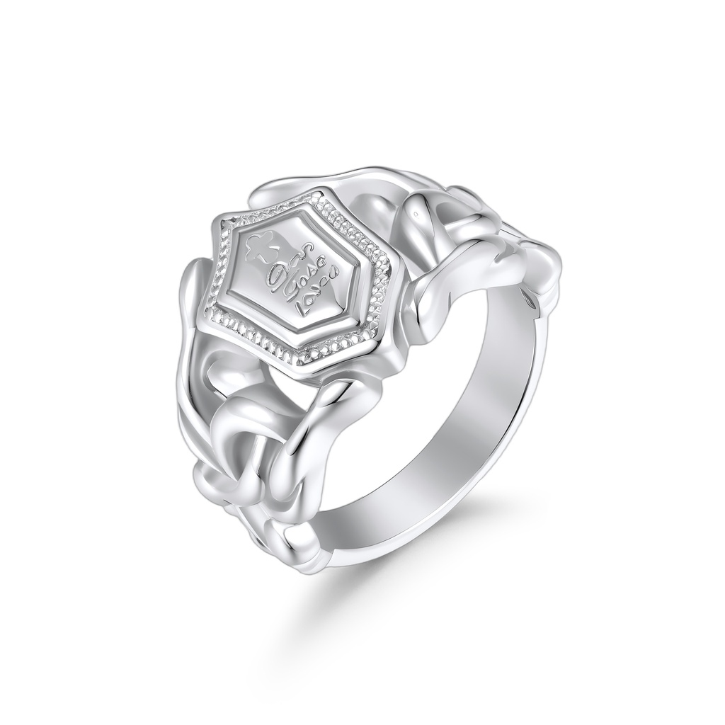 Intricate Chain-Link Stainless Steel Ring with Engraved Shield Design