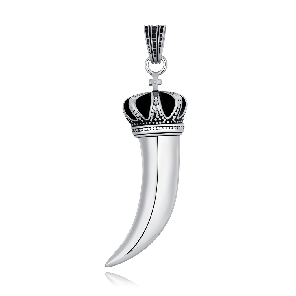 Royal fang pendant symbolizing courage, victory, and primal nobility.
