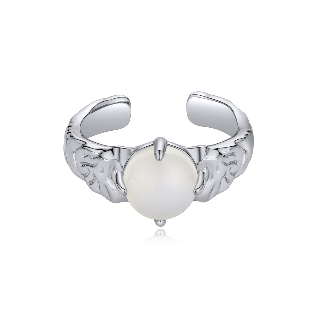 Sculpted Silver Pearl Ring with Natural Flow Design