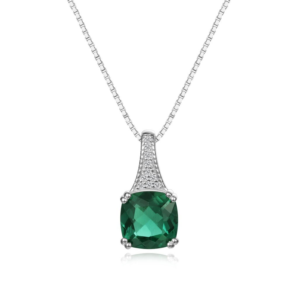 Verdant Radiance Pendant Necklace