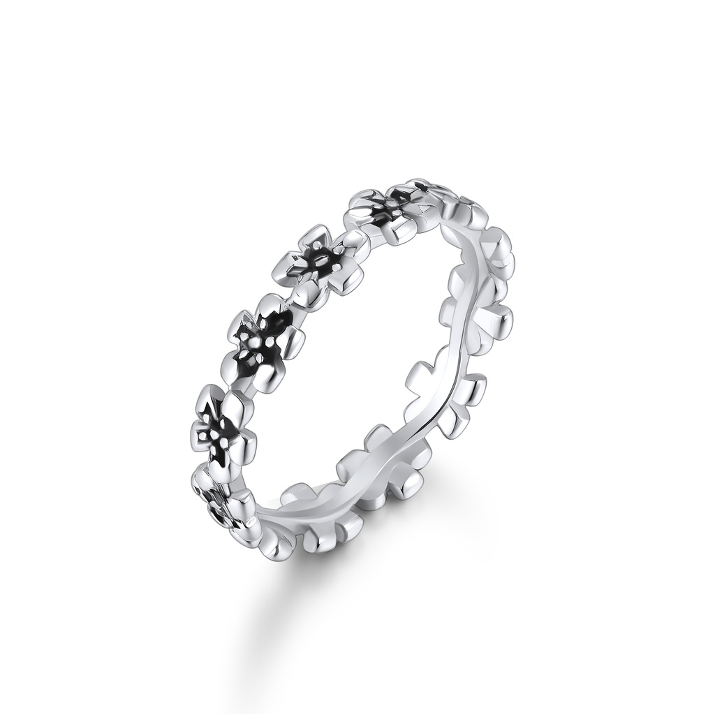 Delicate Stainless Steel Floral Ring with Dainty Daisy Design